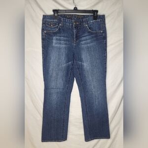Tommy Hilfiger 5-Pocket Mid-Rise Straight Cropped Denim Size 10 Capri Jean
